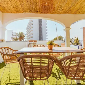 Con Gran Terraza Junto A La Playa Apartamento